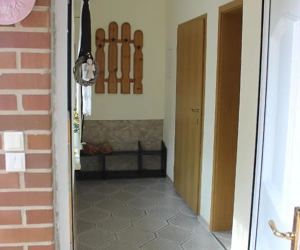 Ferienunterkunft In Luebbenau Spreewald * Klein Beuchow